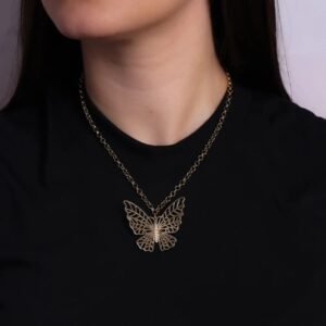 Colar de Borboleta Vazado